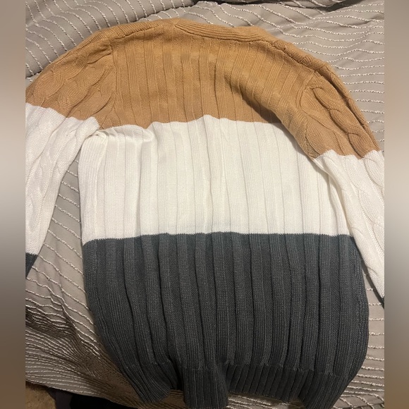 Multi colored soft cardigan sweater - Picture 3 of 3